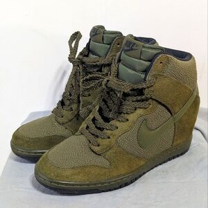 Nike Dunk Sky Hi Essential Wedge Rough Green Womens Sz 7 Sneakers 644877-302